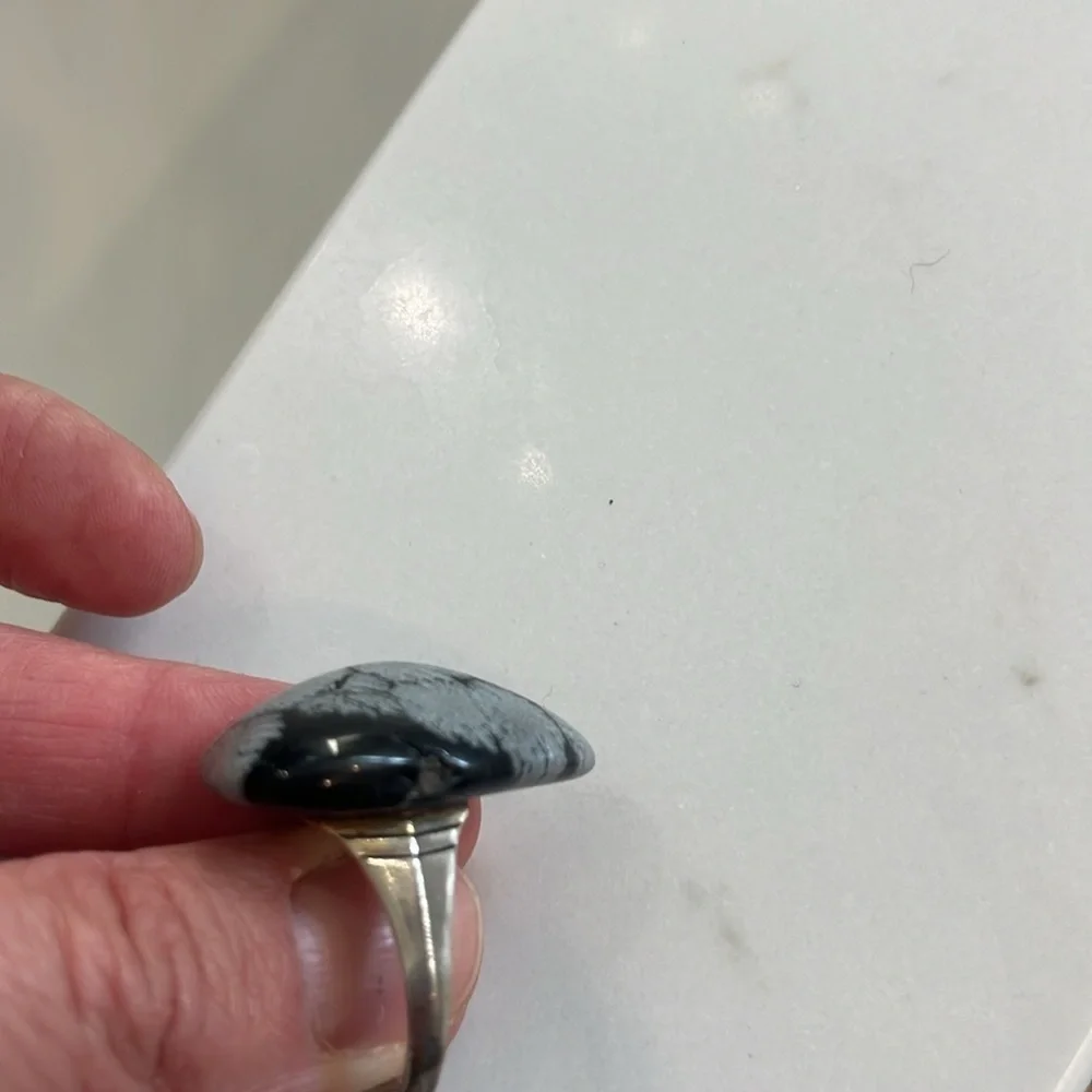 Black and silver geometric Stone ring